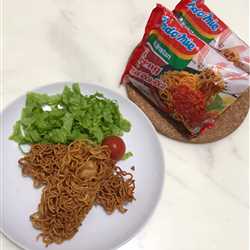 Mie Goreng Ayam rica-rica